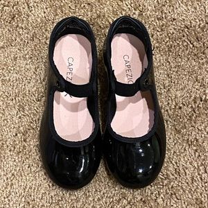 Capezio Jr. Tyette Tap Shoe, Black Patent, 8M
Toddler